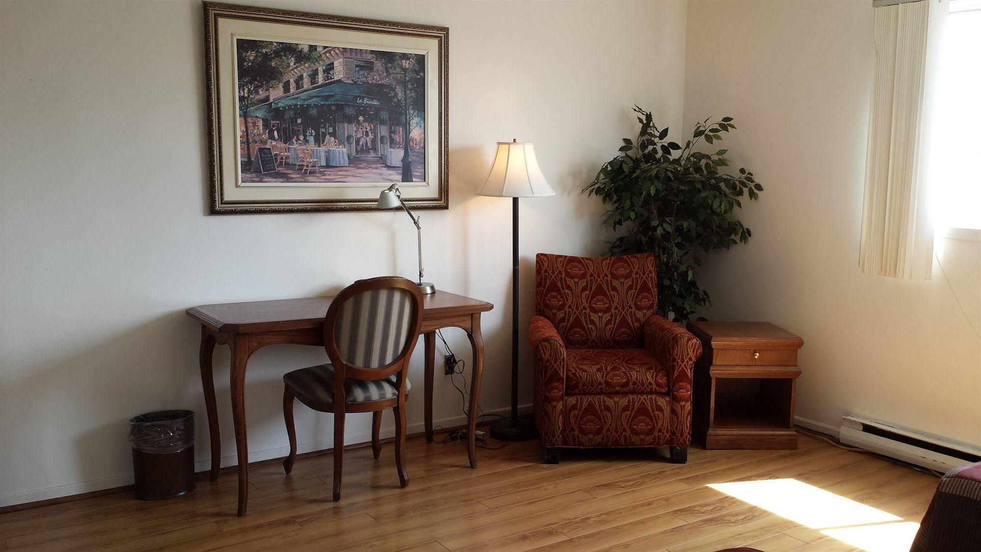 Motel Iberville Saint-Jean-sur-Richelieu Esterno foto