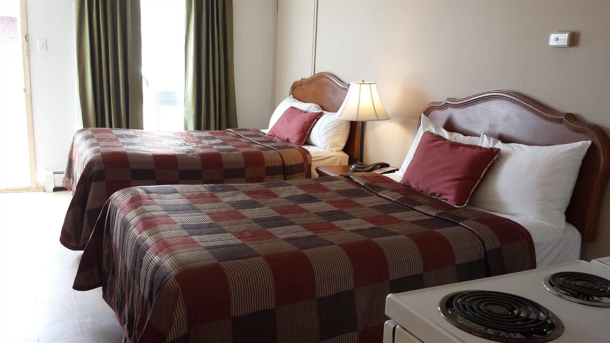 Motel Iberville Saint-Jean-sur-Richelieu Esterno foto