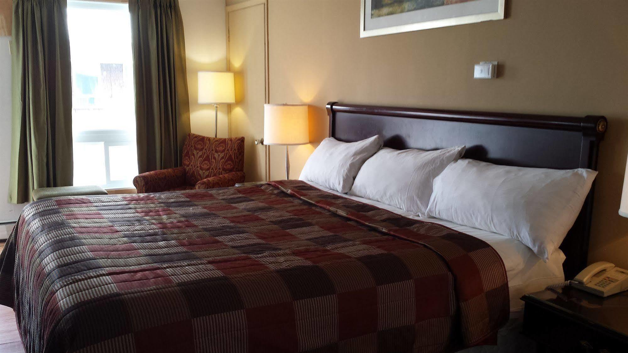 Motel Iberville Saint-Jean-sur-Richelieu Esterno foto